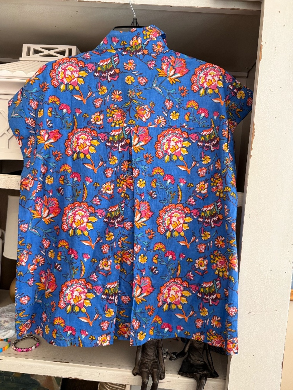 Ro's garden XS cotton floral button down shirt blouse nwt - Picture 5 of 5